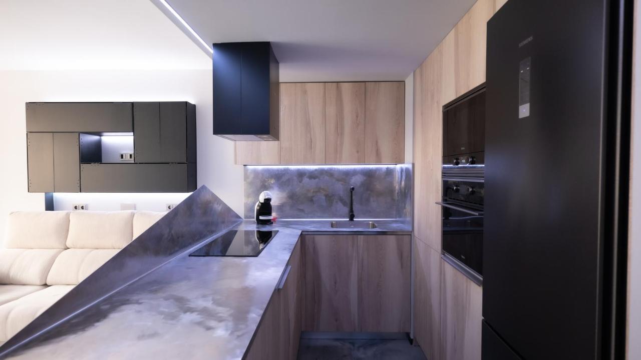 La Farola - Luxury Domotic Flat In Puerto Deportivo Appartement Marbella Buitenkant foto
