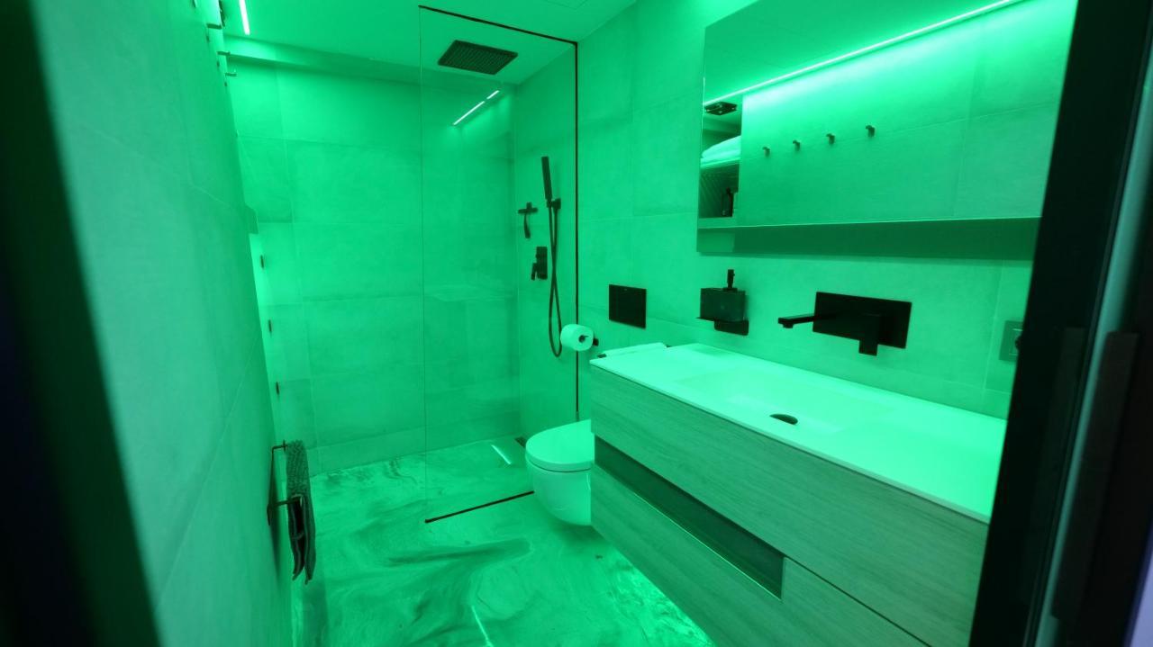 La Farola - Luxury Domotic Flat In Puerto Deportivo Appartement Marbella Buitenkant foto